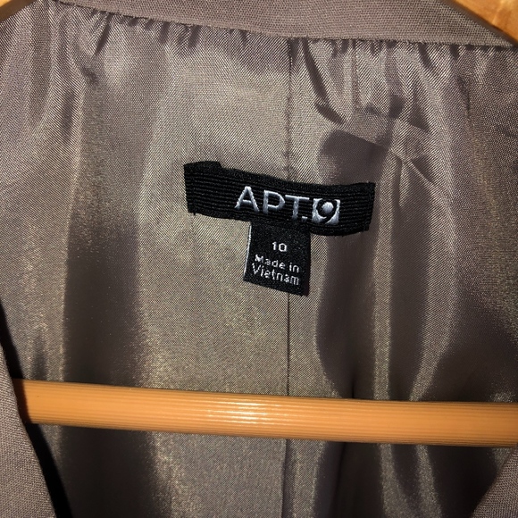 Apt. 9 | *NEW* Women's Tan Suit Jacket sz 10 - Picture 3 of 7